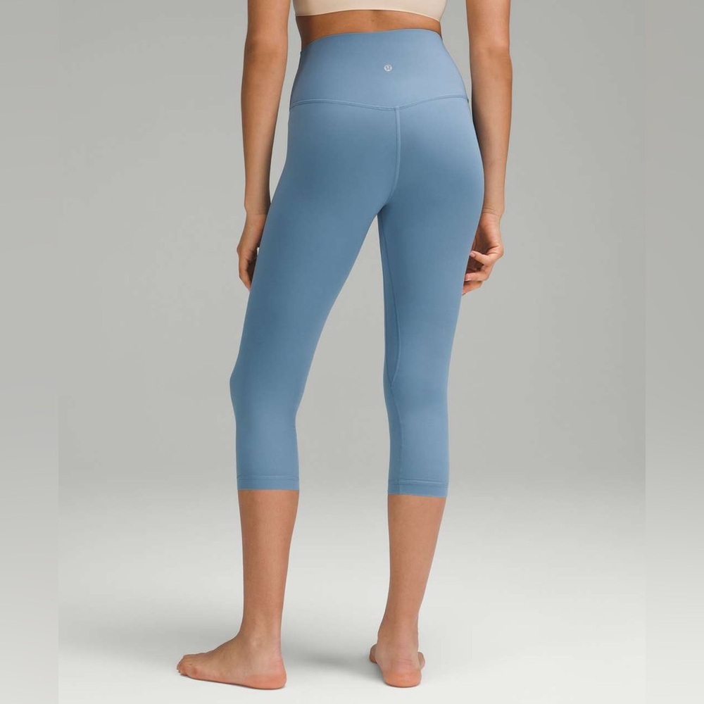 Lululemon Align High-Rise Crop 21" - Picture 1 of 3